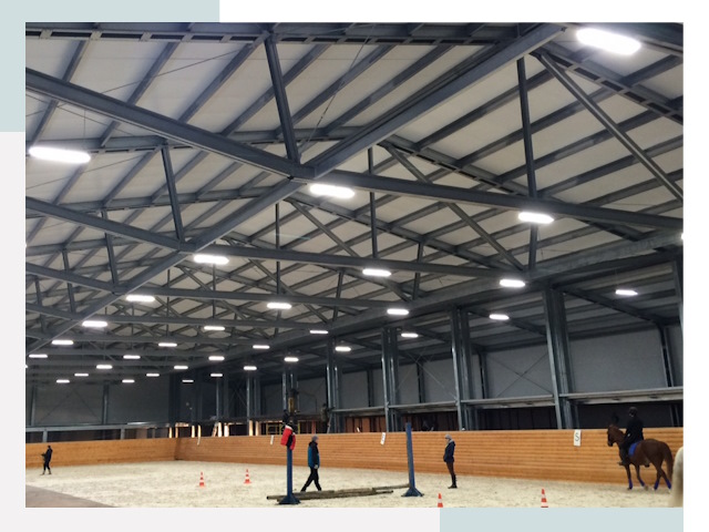 Строительство конных манежей от 628 руб в Петергоф