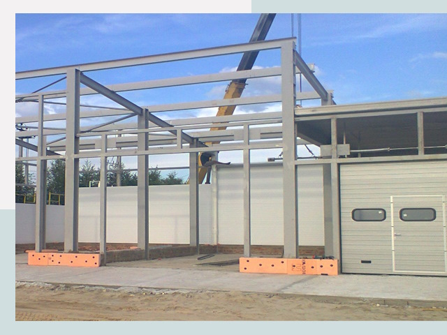 Строительство автосервисов от СтальСтрой-Птф по цене 628 руб.