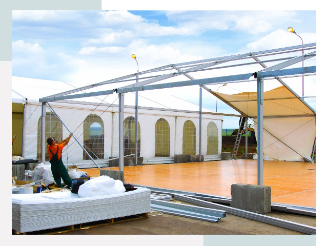 Быстро сборные шатры в Петергофе